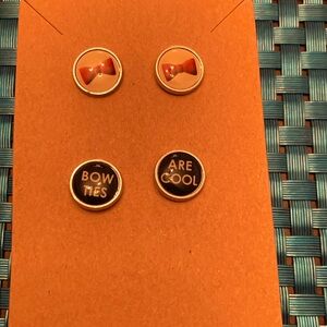 NWT pair of adorable bow ties earrings
